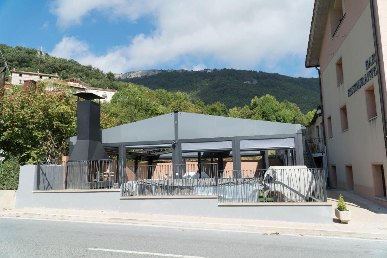 Hostal Restaurante Ibaisek Zudaire Exterior photo